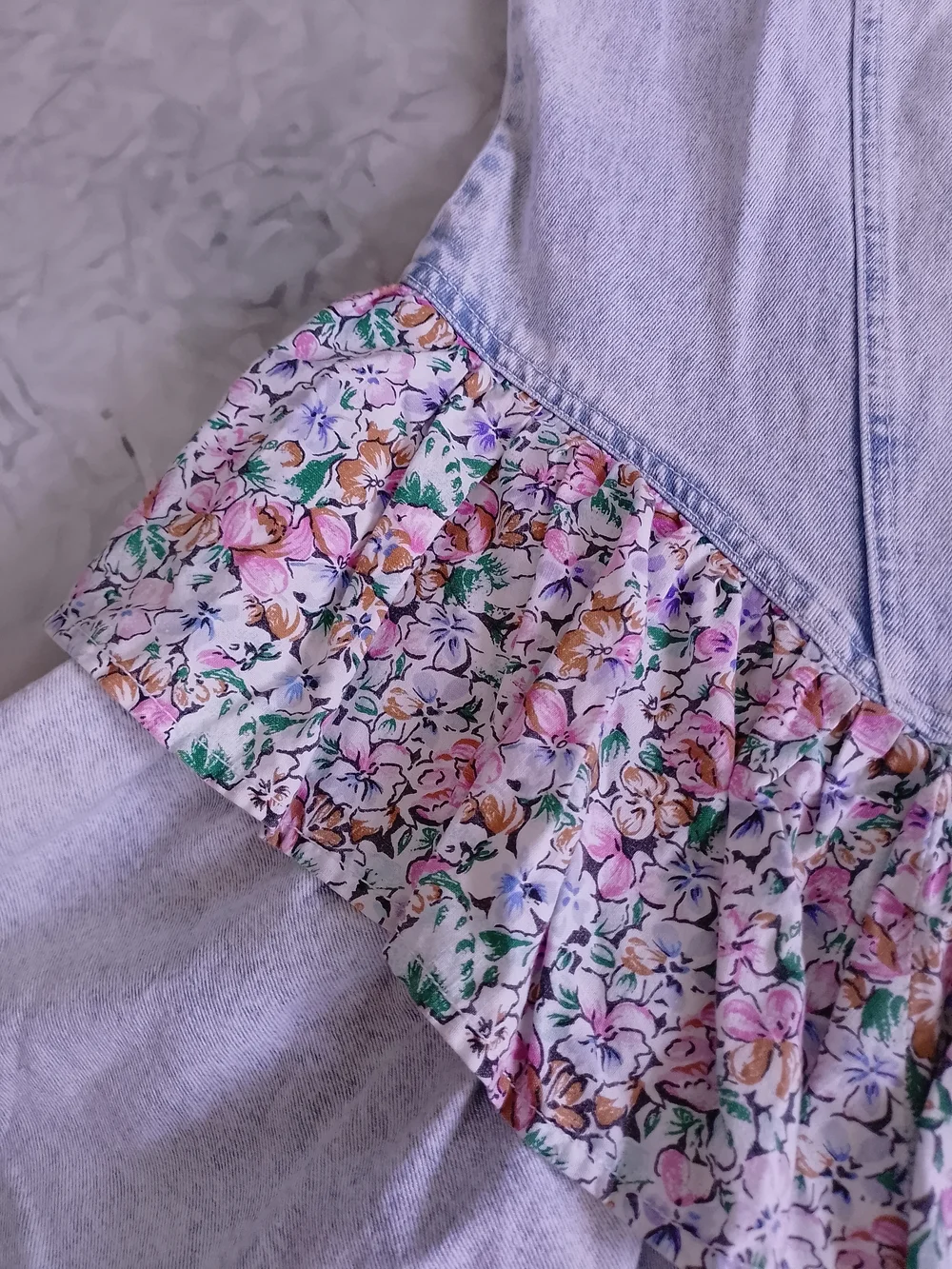 Vintage 80s 90s Acid Wash  Floral Ruffle Mini Short Dress - Picture 9 of 12